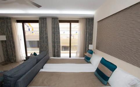 Pearly Grey Ocean Club & Suites - 104