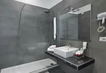 Da Me Suites - 13