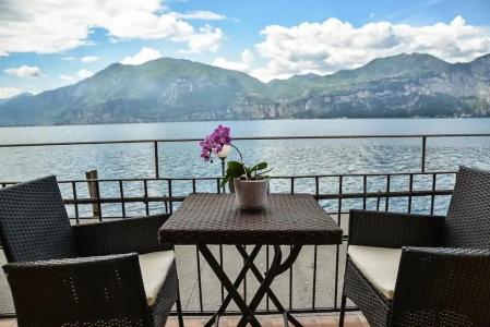 Lake Front Brenzone - 97