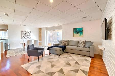 Riverwalk Plaza - 16