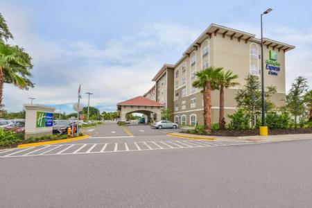 Holiday Inn Express & Suites - St. Petersburg - Madeira Beach, an IHG - 24