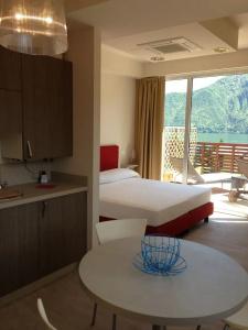 Residence - 22