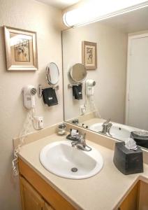 Palm Springs Tennis Club - 69