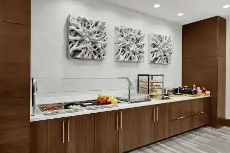 Hilton Garden Inn Charlotte Waverly - 12