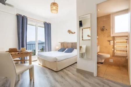 Hôtel Almanarre Plage - Hôtel Eco-Responsable - 78