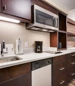 TownePlace Suites by Marriott San Diego Downtown - 13