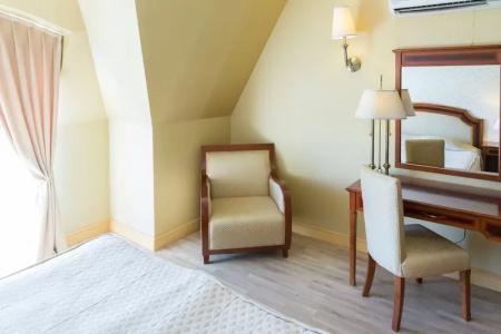 Romance & Family Suites - 46
