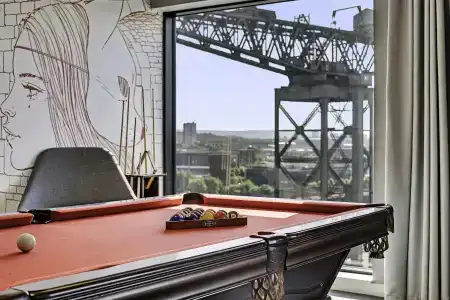 Radisson Red, Glasgow - 90