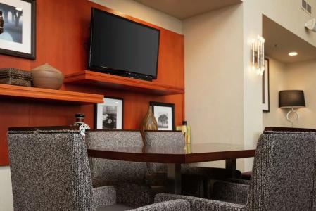 Hampton Inn & Suites by Hilton - 6