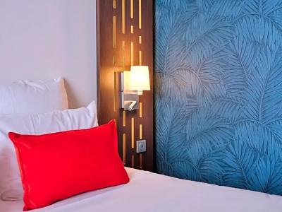 Mercure Cathedrale - 64