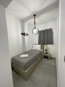 Zoumis Studios - 247