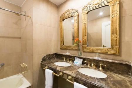 Claridge - 73