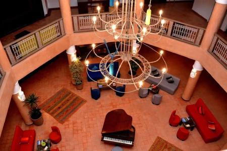 Borjs Suites & Spa - 10