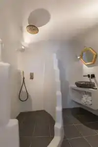 Secret Legend Suites - 38