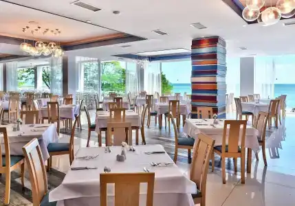 Grifid Encanto Beach - Wellness, Spa & Private Beach - 8