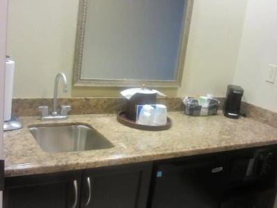 Hampton Inn & Suites Nashville at Opryland - 8