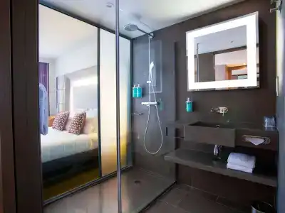 Novotel Lyon Confluence - 9