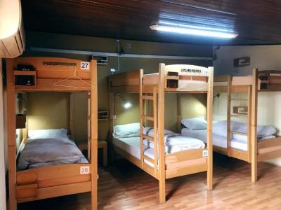 Envoy Hostel - 3
