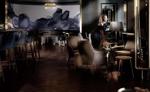 Hilton - 35