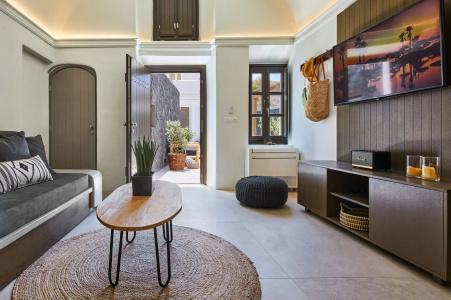 Floria Suites - 104