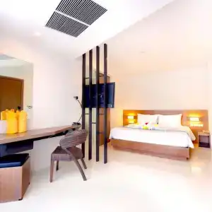 Phoenix Karon Beach - 39