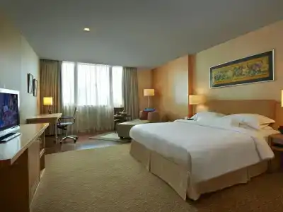 Royale Chulan The Curve - 55