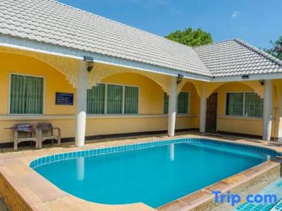 Apinya Resort Bangsaray - 106