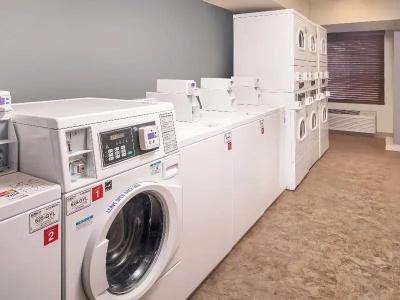 WoodSpring Suites Charleston Airport - 18