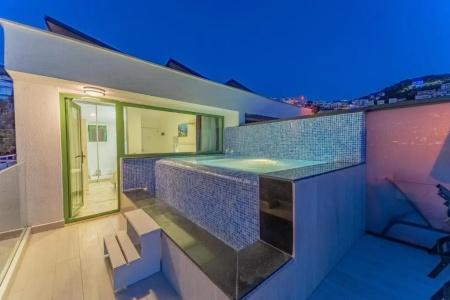 Greenbeach - 168