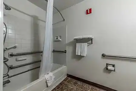 6-Charlotte, NC - University - 21