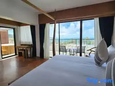 SeaCono Patong Beach Front - 92