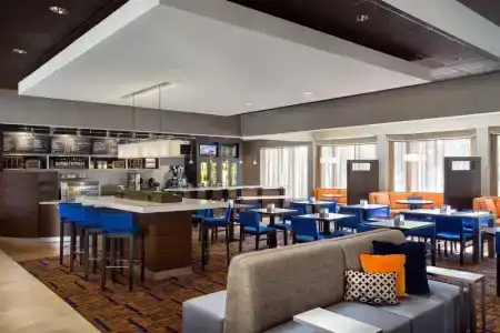 Courtyard by Marriott Denver Central Park - 26