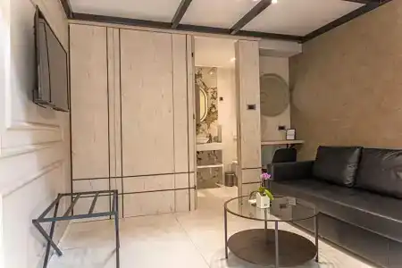 Garni Boutique Arta - 24