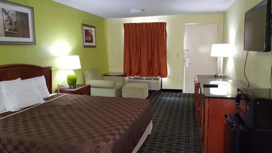 American Inn - 4