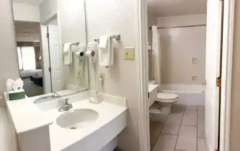 Quality Inn At International Drive Orlando - 8