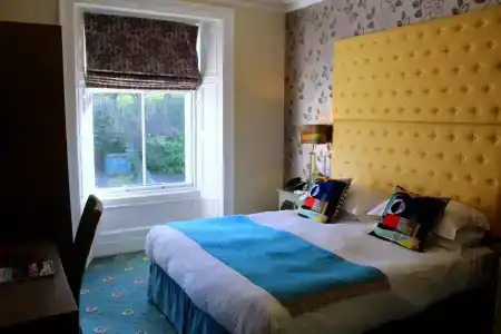 24 Royal Terrace - 4