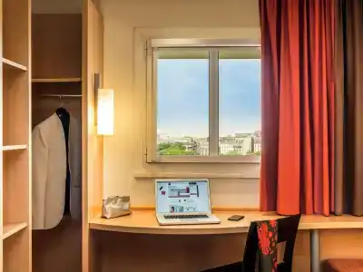 ibis Paris Montmartre 18ème - 11
