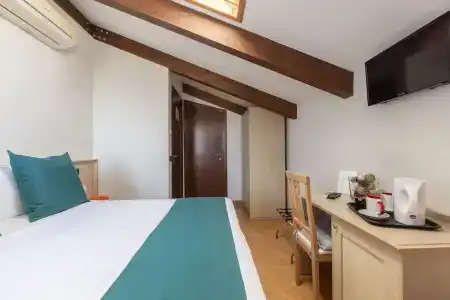 Casale Antonietta - 77