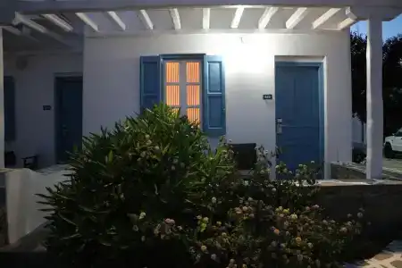 Petinaros - 71
