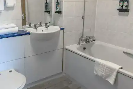 Embassy, Gateshead Newcastle, Sure Collection by Best Western - 7