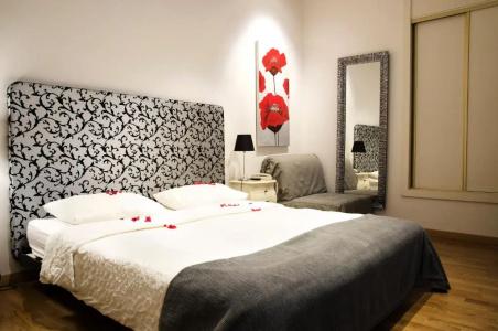 Dolce Vita Suites Boutique - 102