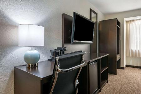 Sleep Inn Airport - 5