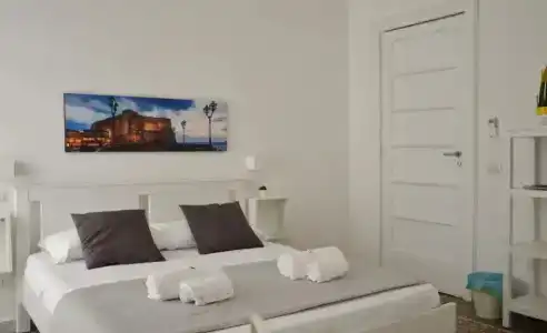 Mellos B&B - 81