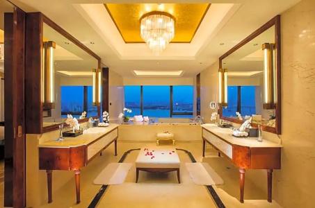 Hilton Wuhan Riverside - 94