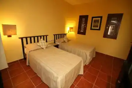 Tamra Beach Resort - 6