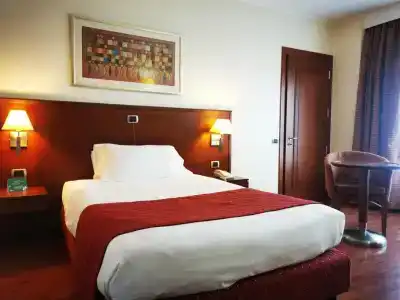 Holiday Inn Cagliari, An Ihg - 7