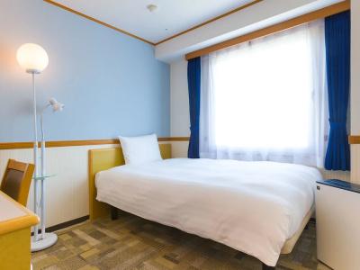 Toyoko Inn Sakae - 70