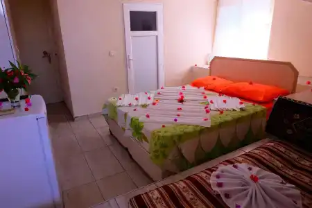 Karaca Apart - 25