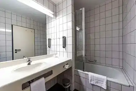Best Western Plaza Grevenbroich - 30