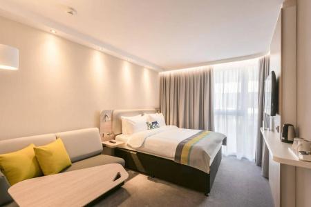 Holiday Inn Express - Freiburg - City Centre - 3